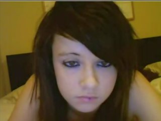 Beautiful Naked Teen Chats With oversexed Stranger